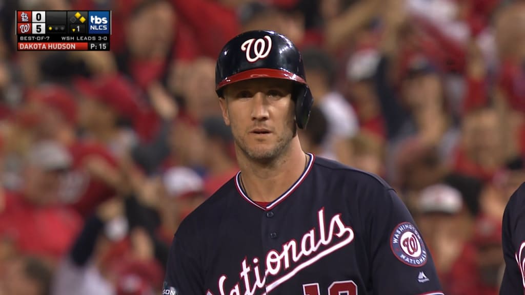 Sencillo de 2 carreras de Gomes 