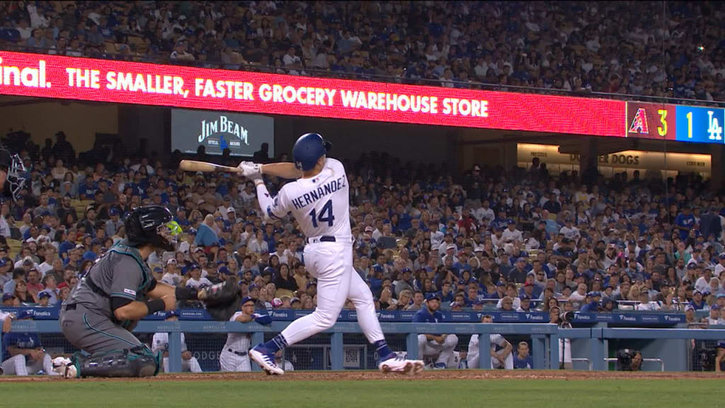 Jonrón de 2 rayas de Hernández