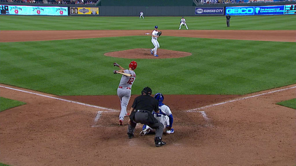 DeJong pega su 20mo HR