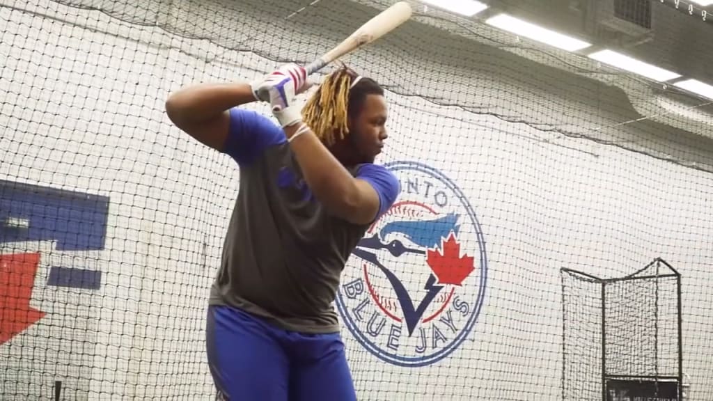 Vlad Jr. arrives in Toronto