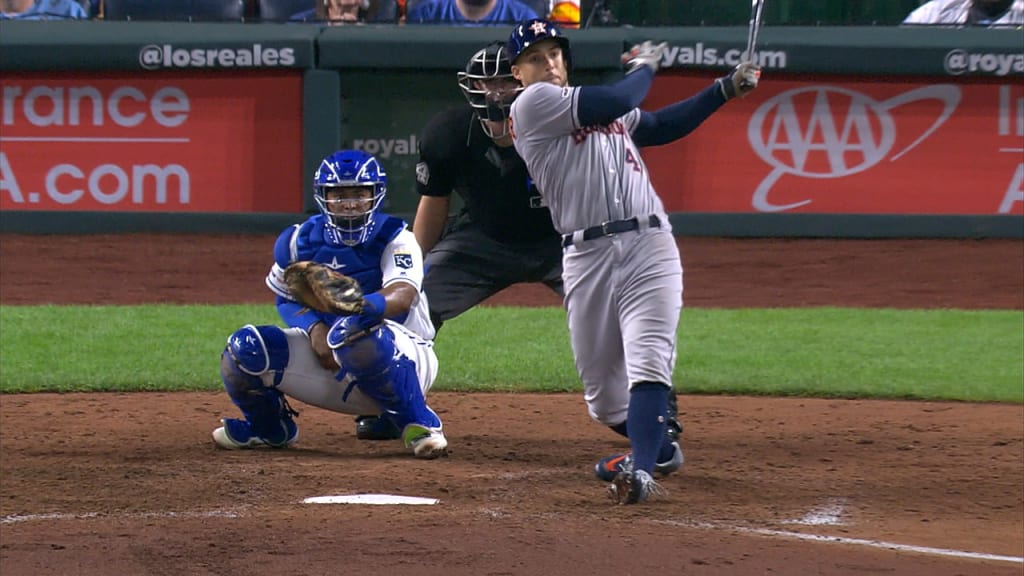 Springer rompe empate con HR