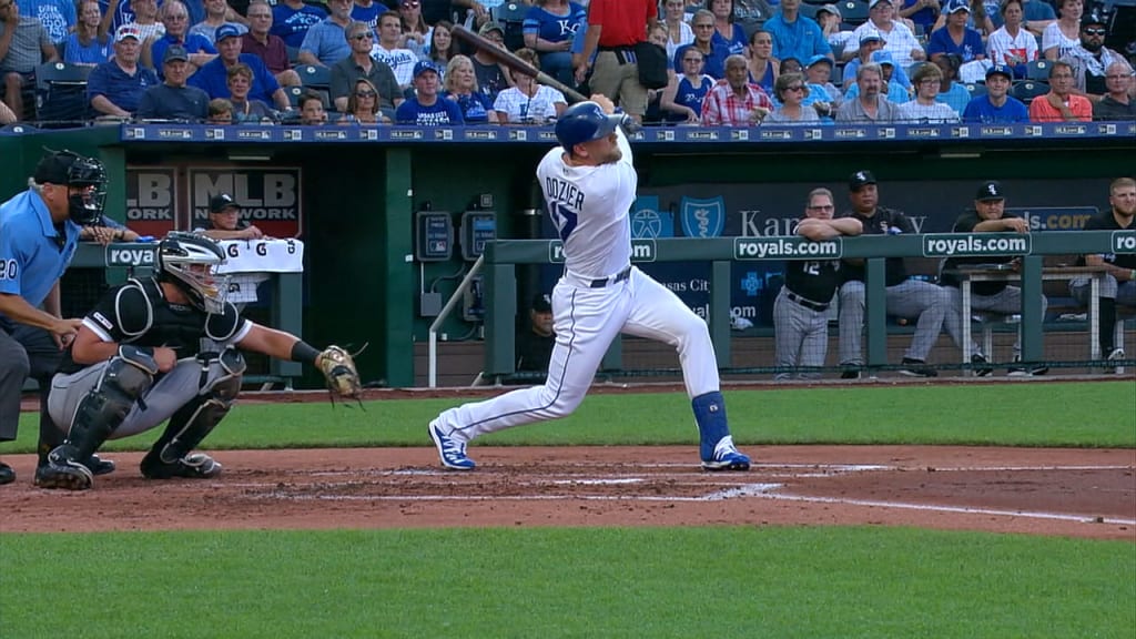 Jonrón de 2 carreras de Dozier