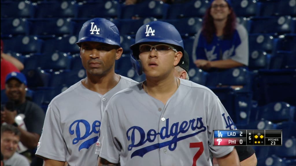 Urías pega hit remolcador