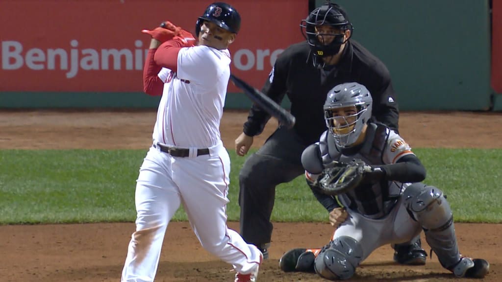 Devers pega su HR #30 de la campaña