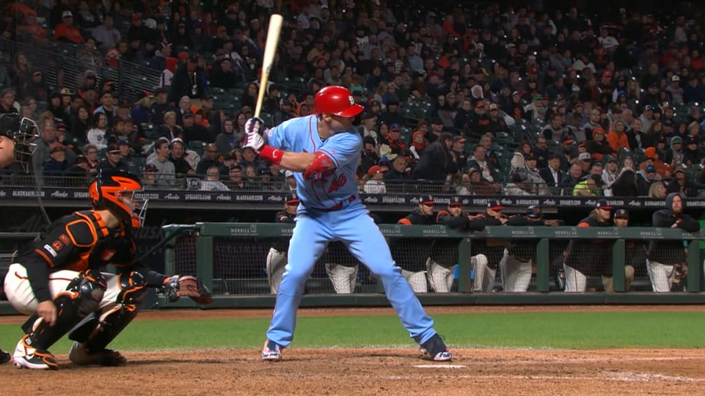 Goldschmidt sacude HR de 3 rayas