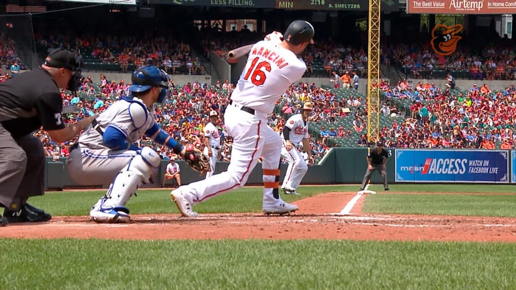 Mancini trae dos con doble