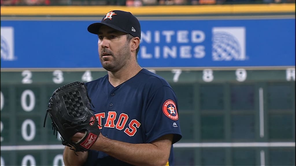 Verlander poncha 10 en una joya