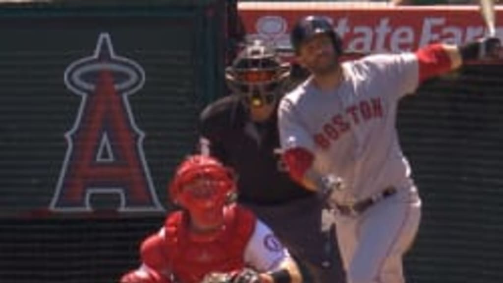 Jonrón solitario de Martínez