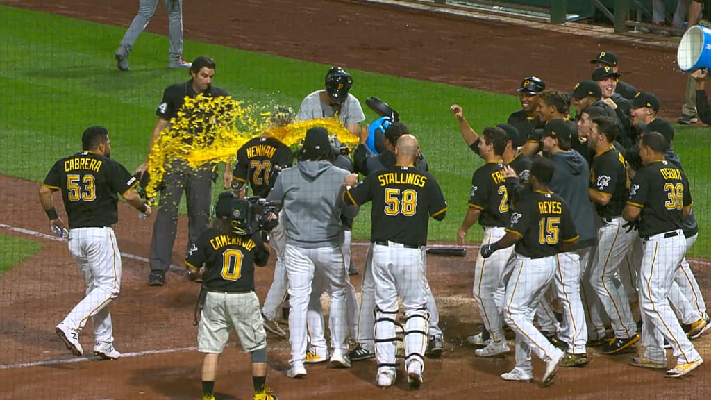 Newman decide con HR de 2 carreras