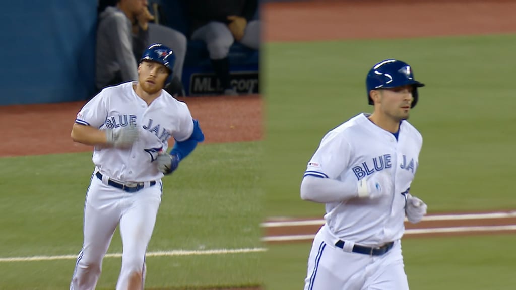 Grichuk, Drury con jonrones seguidos