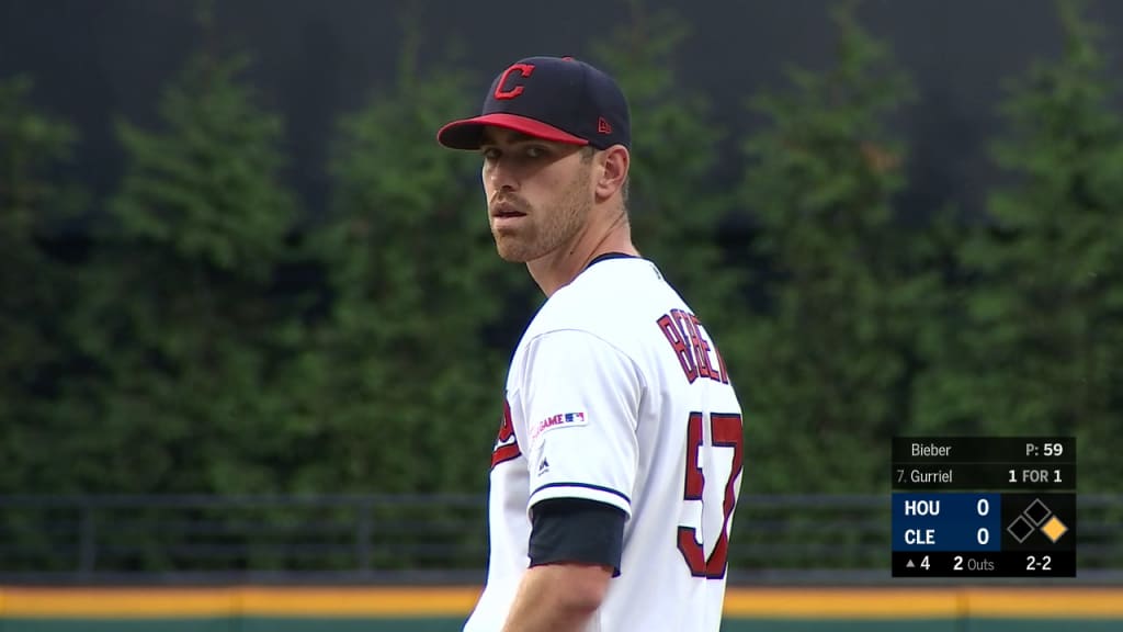 Bieber poncha a 8 en 7 marcos