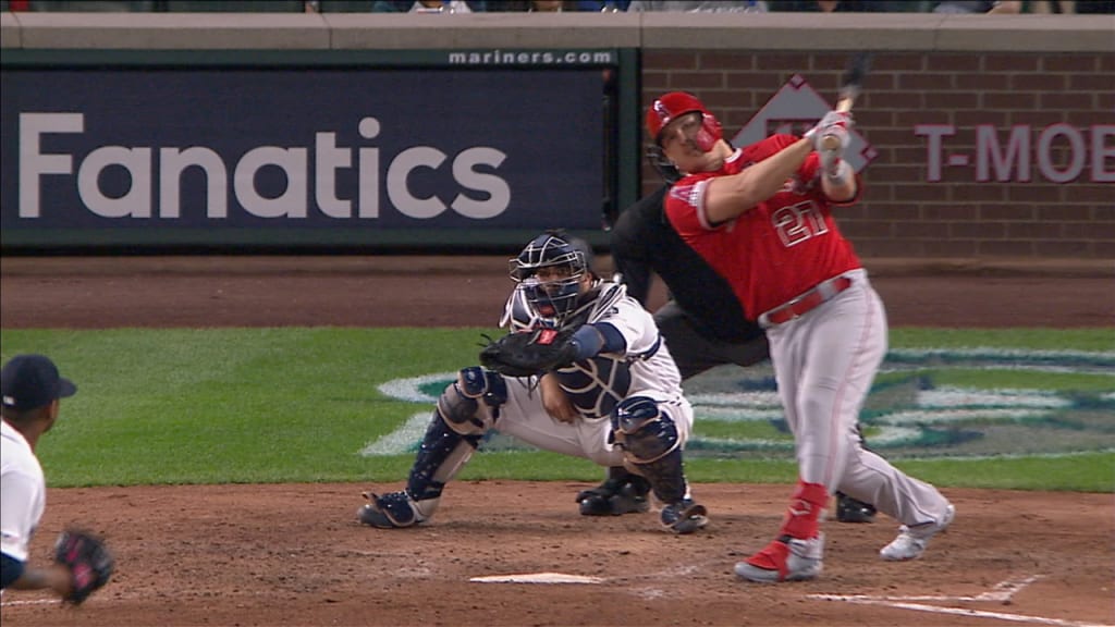 Bombazo de 3 carreras de Trout