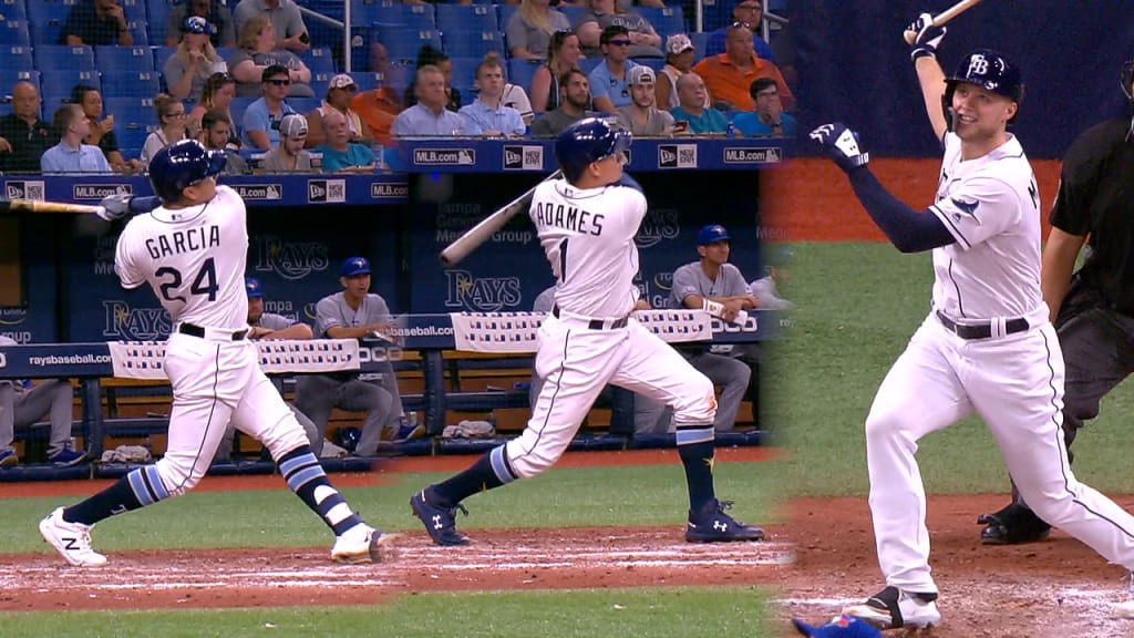 Tres Rays pegan HR de 2 rayas
