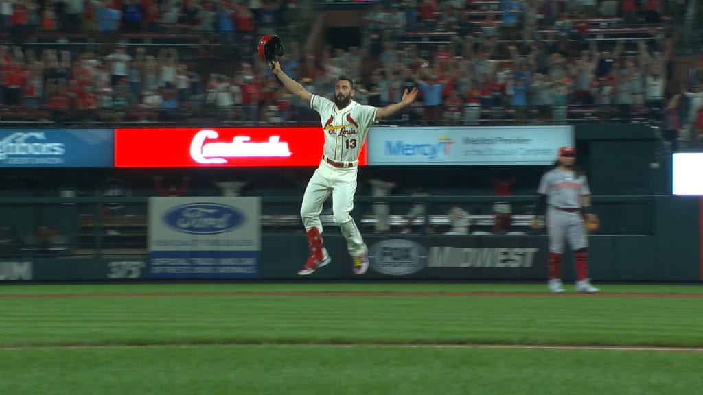 Carpenter pega el hit del gane