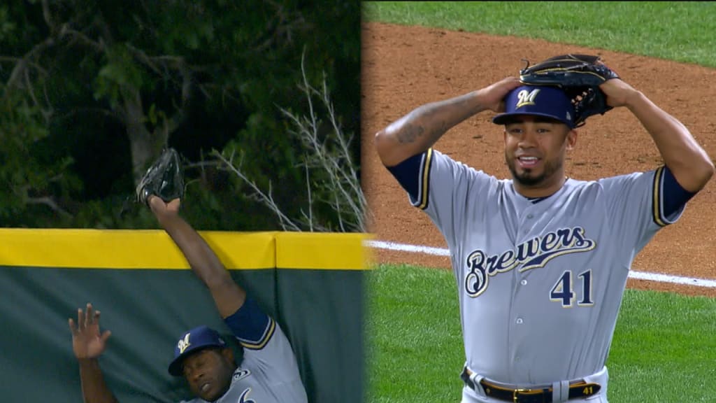 Must C: Cain en enorme robo