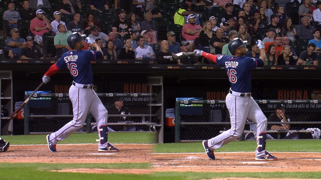 Schoop despacha par de jonrones