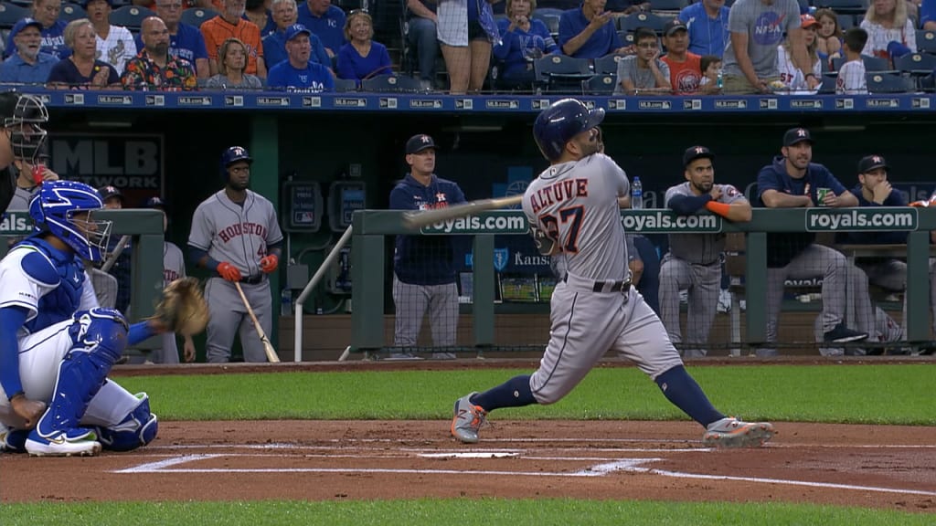 Altuve descarga bambinazo