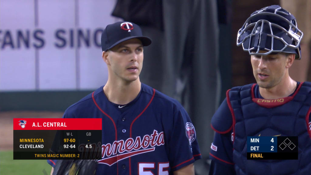 Rogers poncha a Demeritte para el salvamento