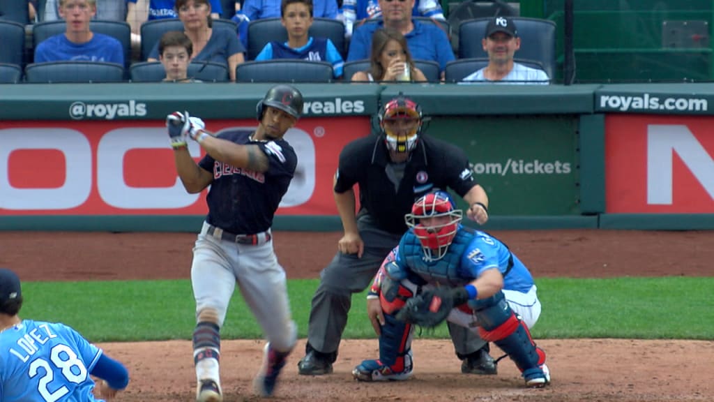 Lindor da ventaja con hit 