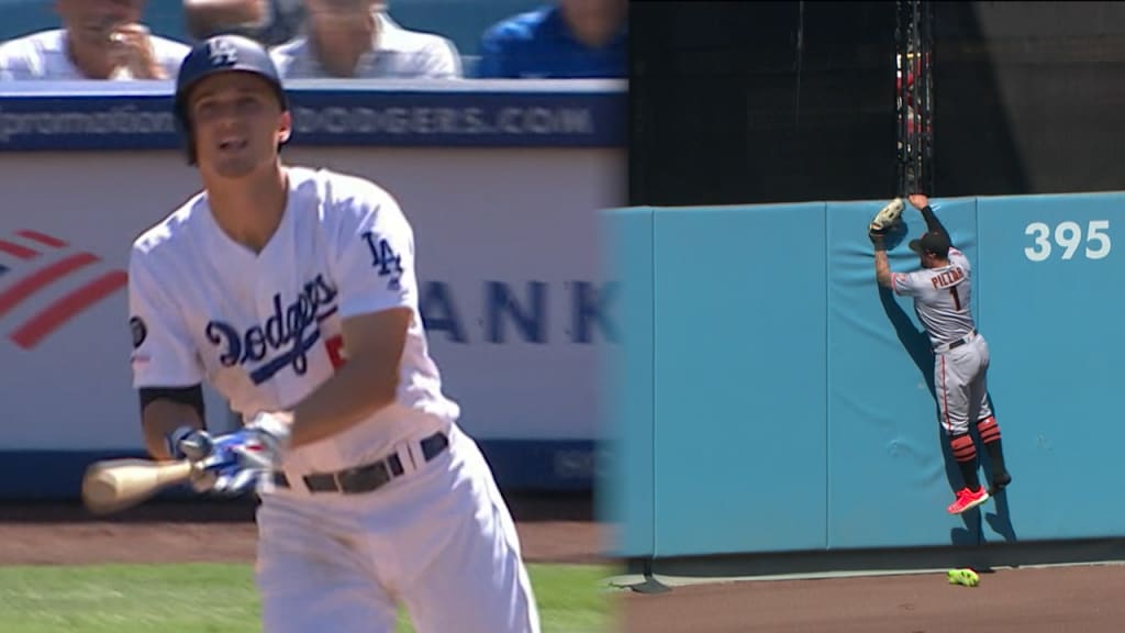 Seager pega bambinazo de 3 vueltas