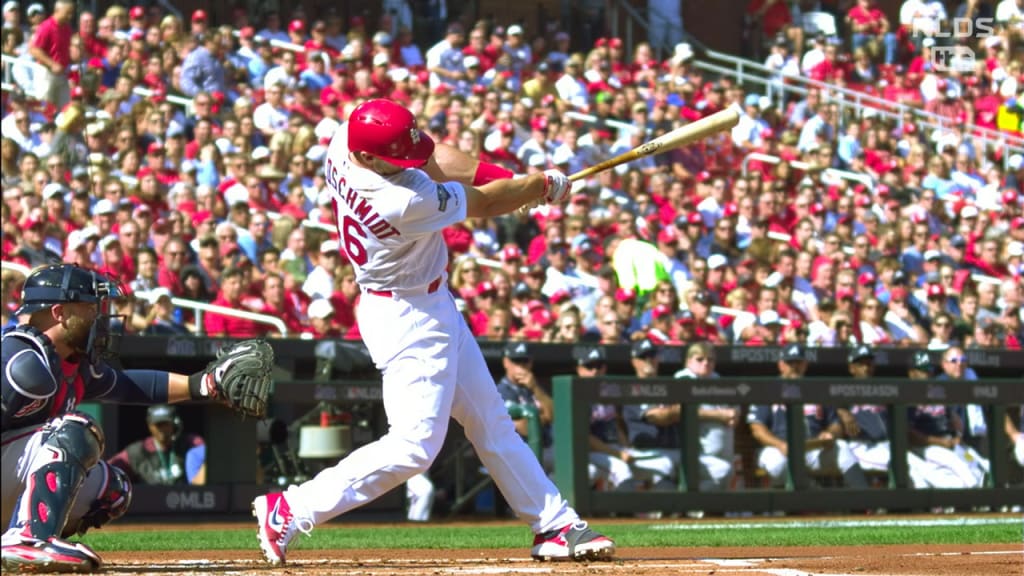 Goldy pega HR solitario