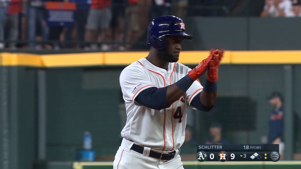 Álvarez impone marca para un novato