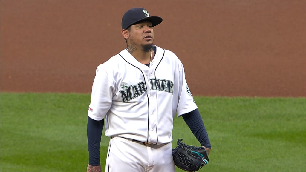 Félix brilla en 7 innings