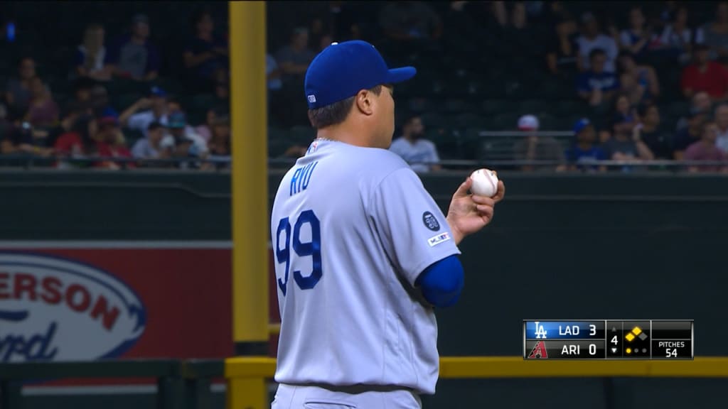 Ryu abanica a Walker