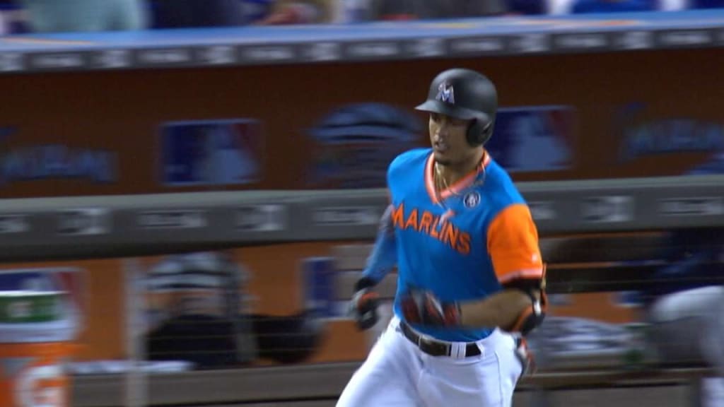 Stanton wins 2017 NL MVP