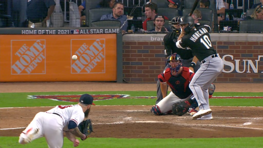 Keuchel despacha a Moncada