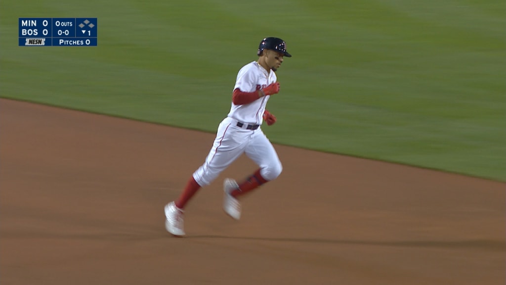 Betts' leadoff home run