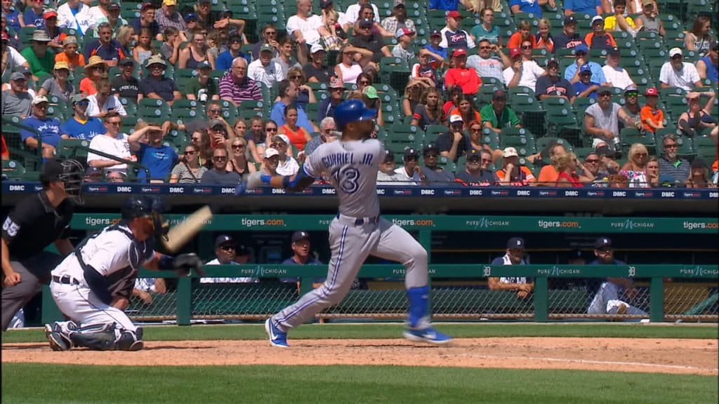 Gurriel empata con tablazo de 2 rayas