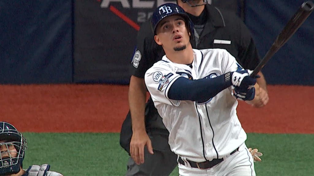 Jonrón solitario de Adames
