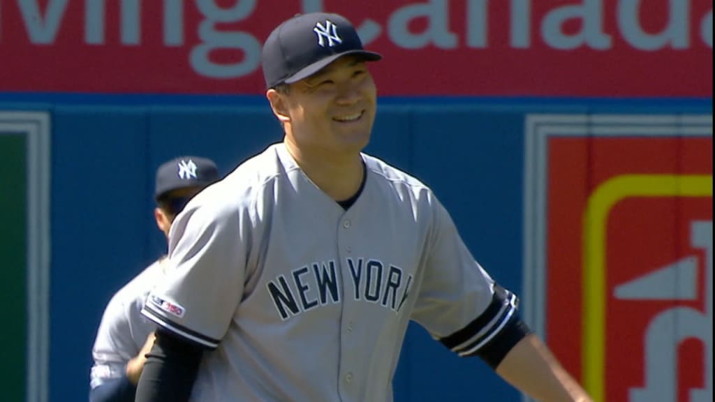 Tanaka lanza 8 innings en blanco 