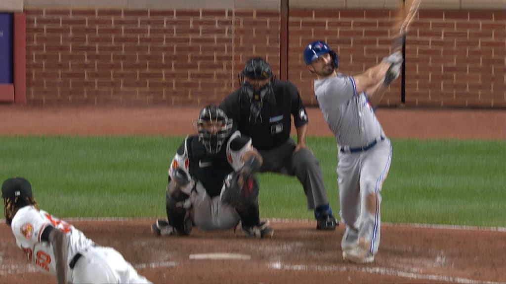 Grichuk voltea juego con Grand Slam