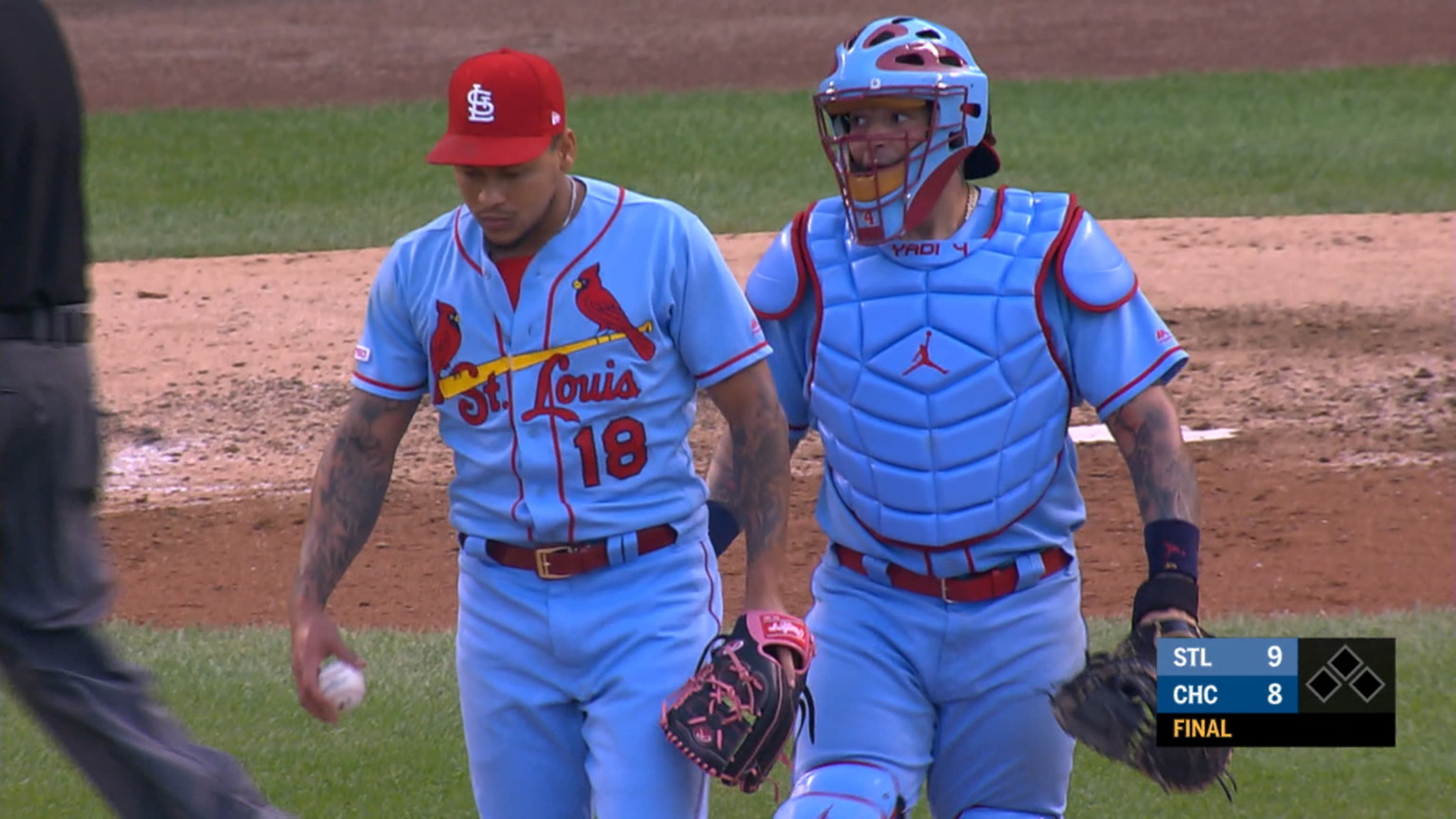 Martínez registra juego salvado