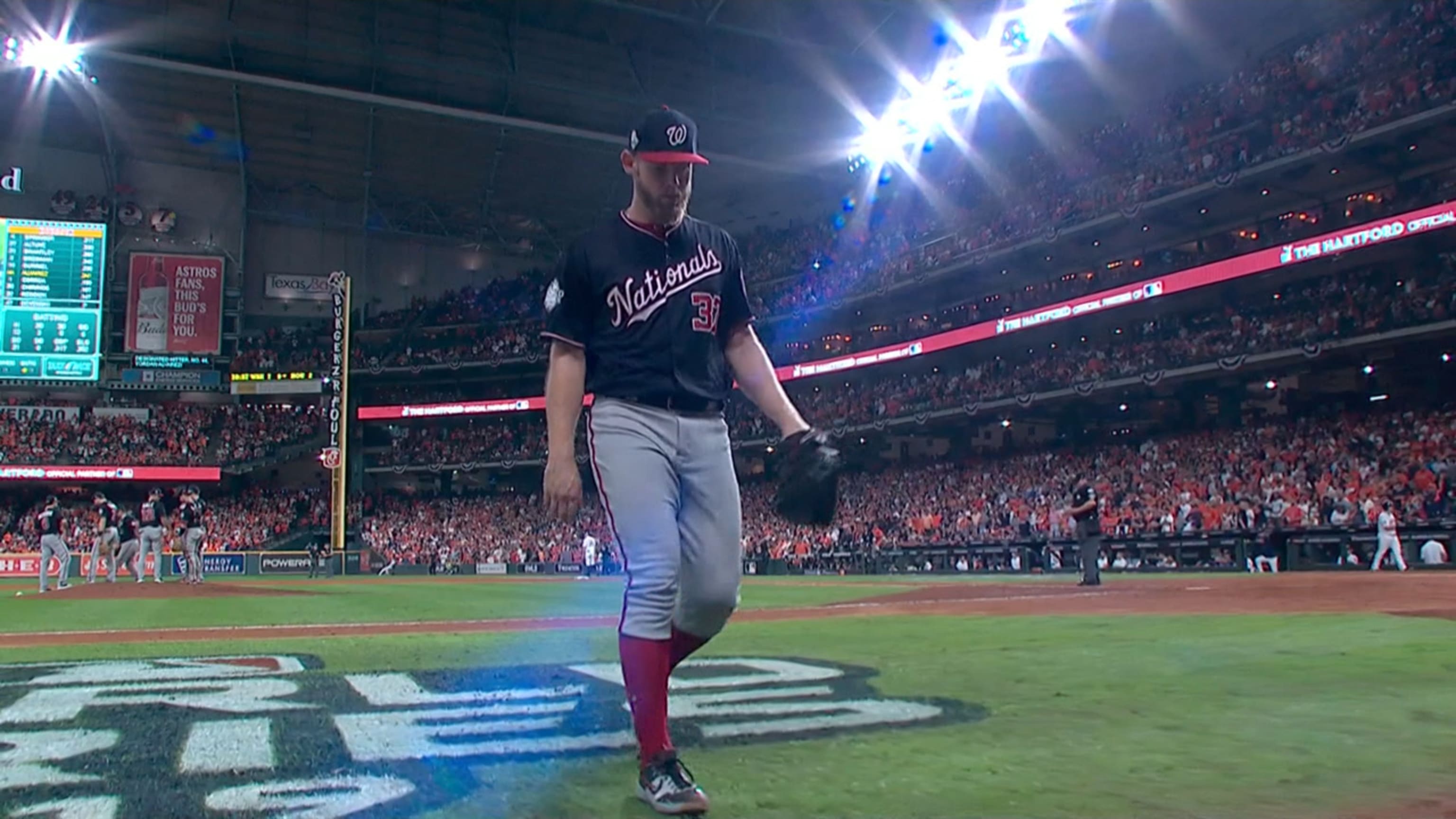 Strasburg brilla en el Juego 6