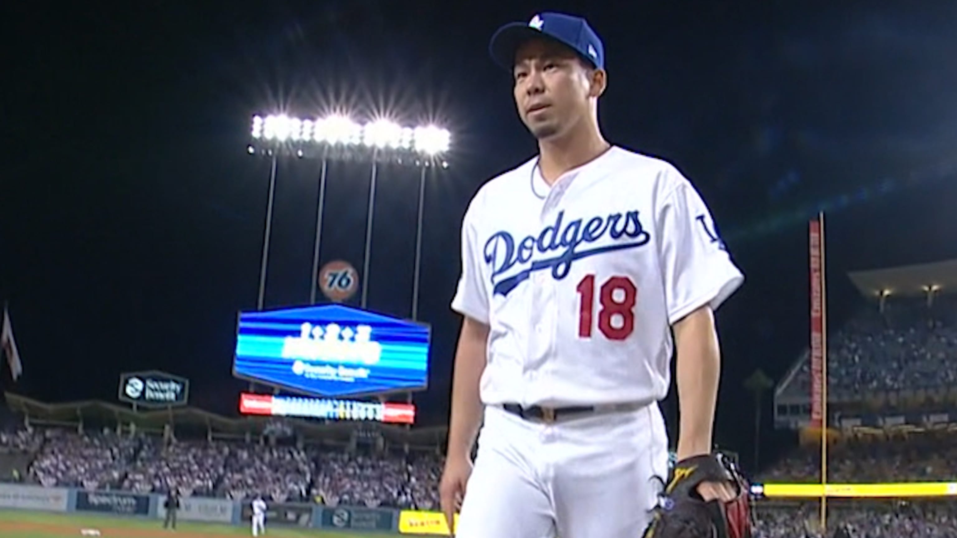 Maeda poncha a dos en relevo