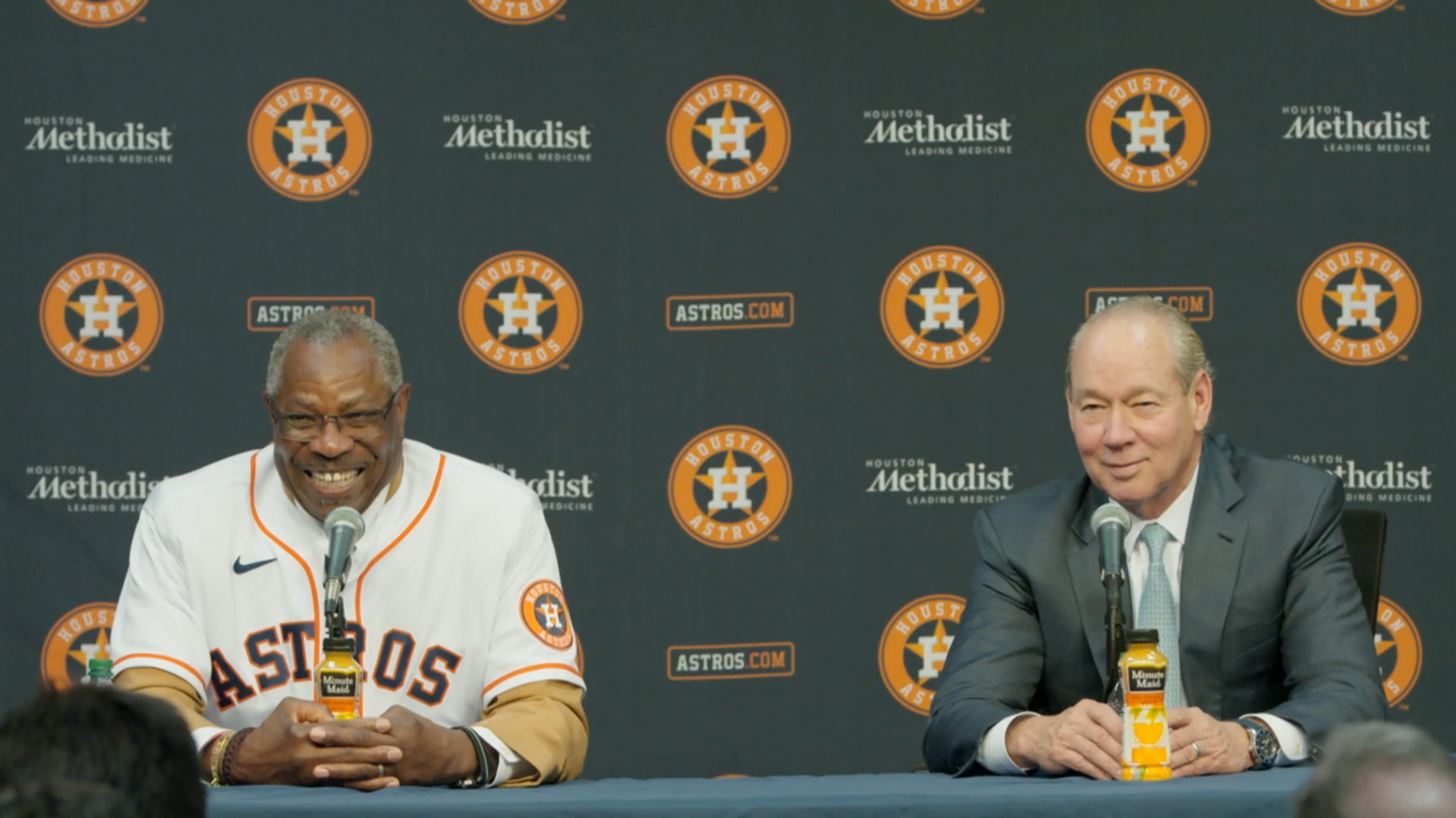 Mensaje en español de Dusty Baker