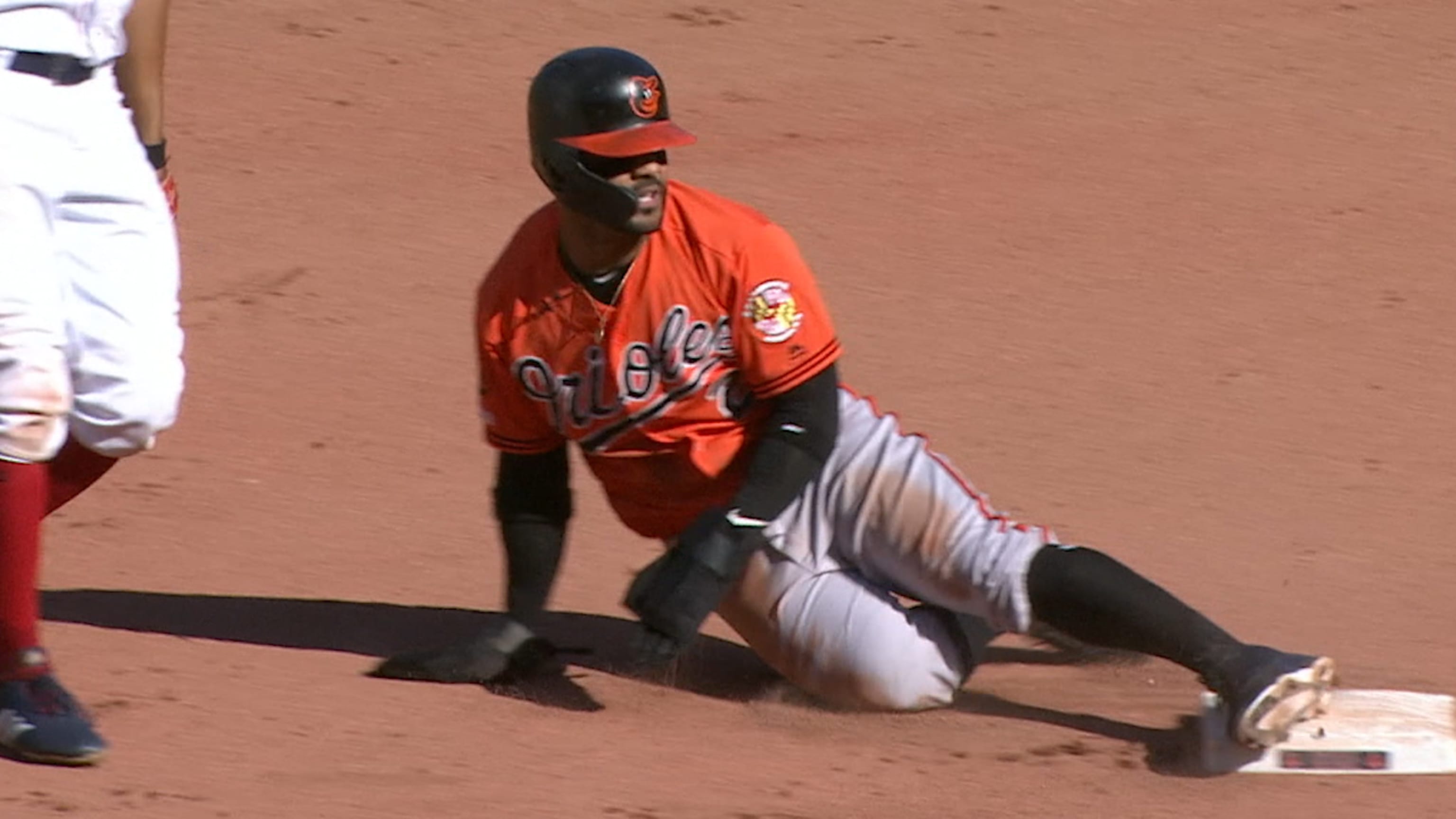 Villar suma 40 bases robadas