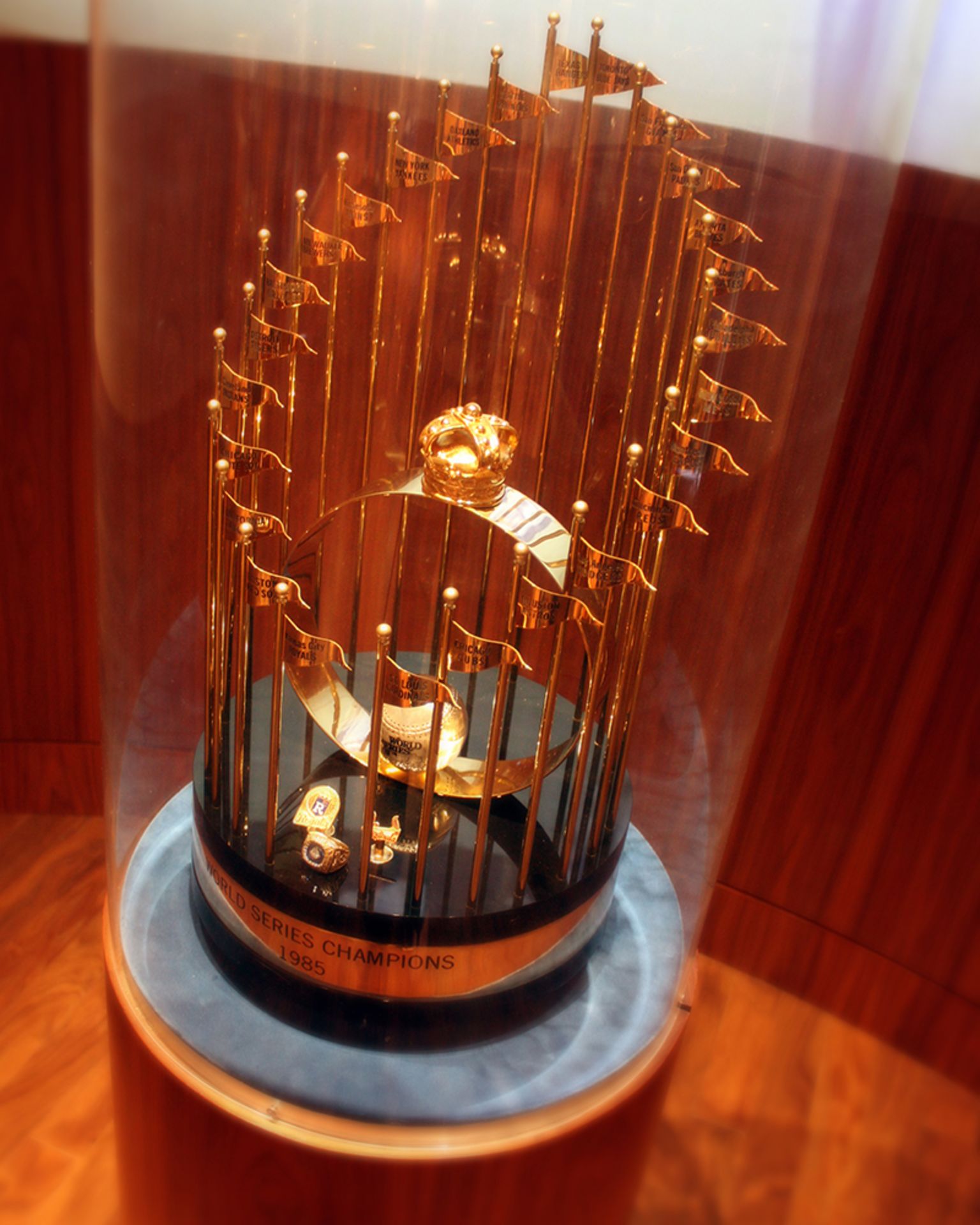 1985 World series trophy and the 2015 trophy - Kansas City Royals