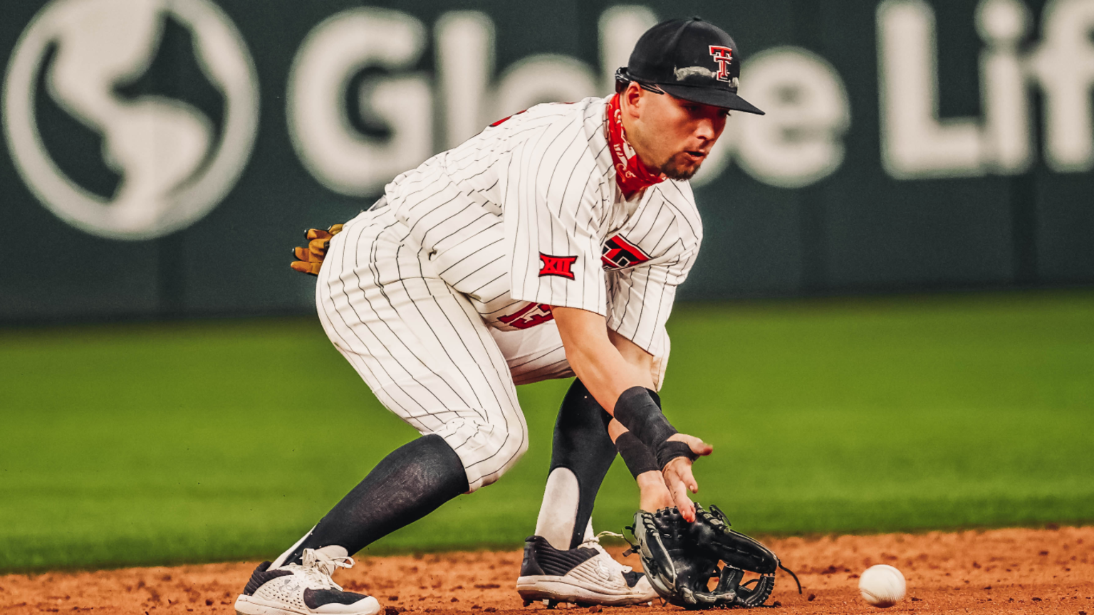 WooSox Host Deaf And Hard Of Hearing Awareness Night — College Baseball,  MLB Draft, Prospects - Baseball America