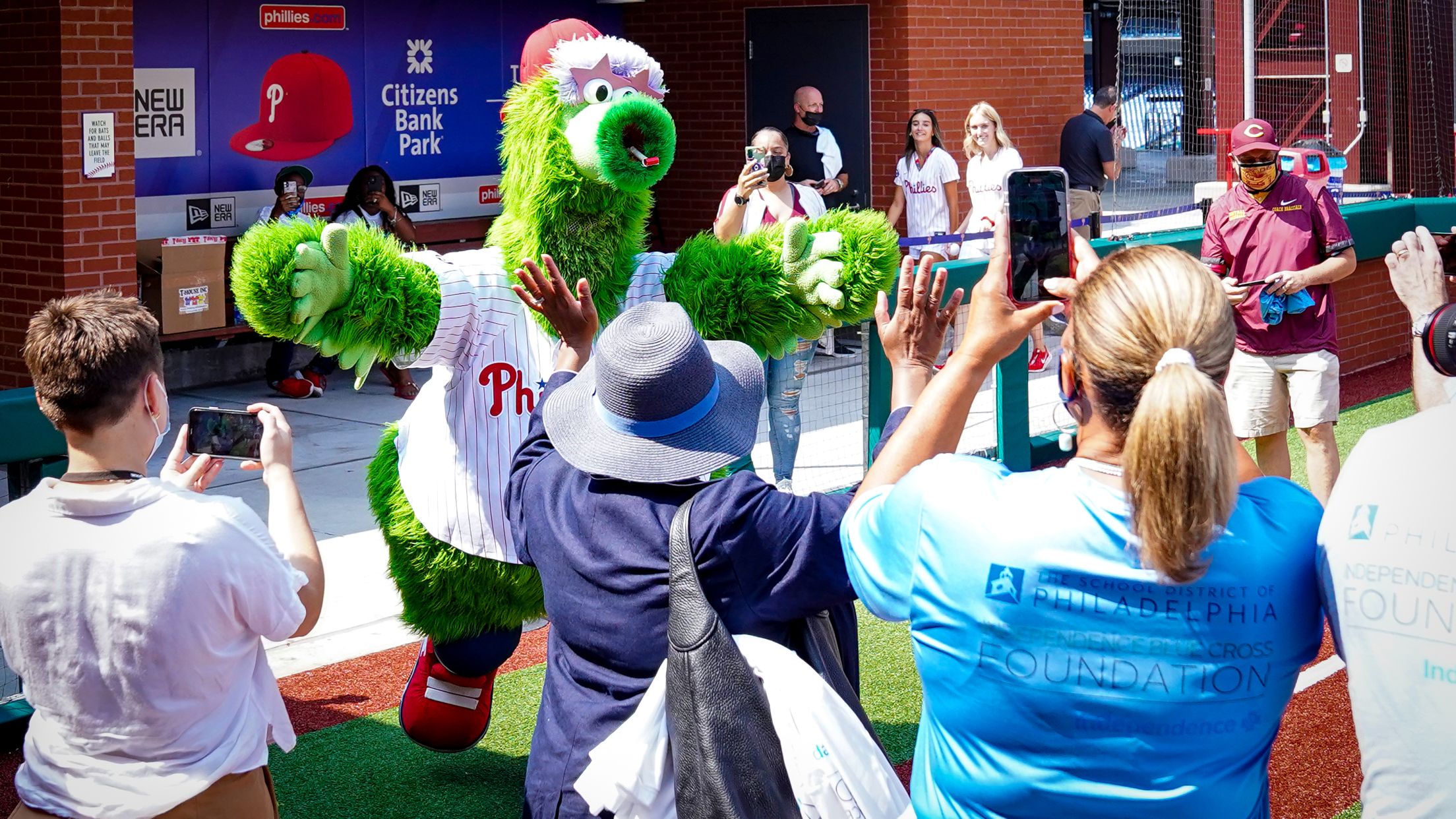 Delco trio excited to be Phillies ballgirls at Citizens Bank Park this year  – Delco Times