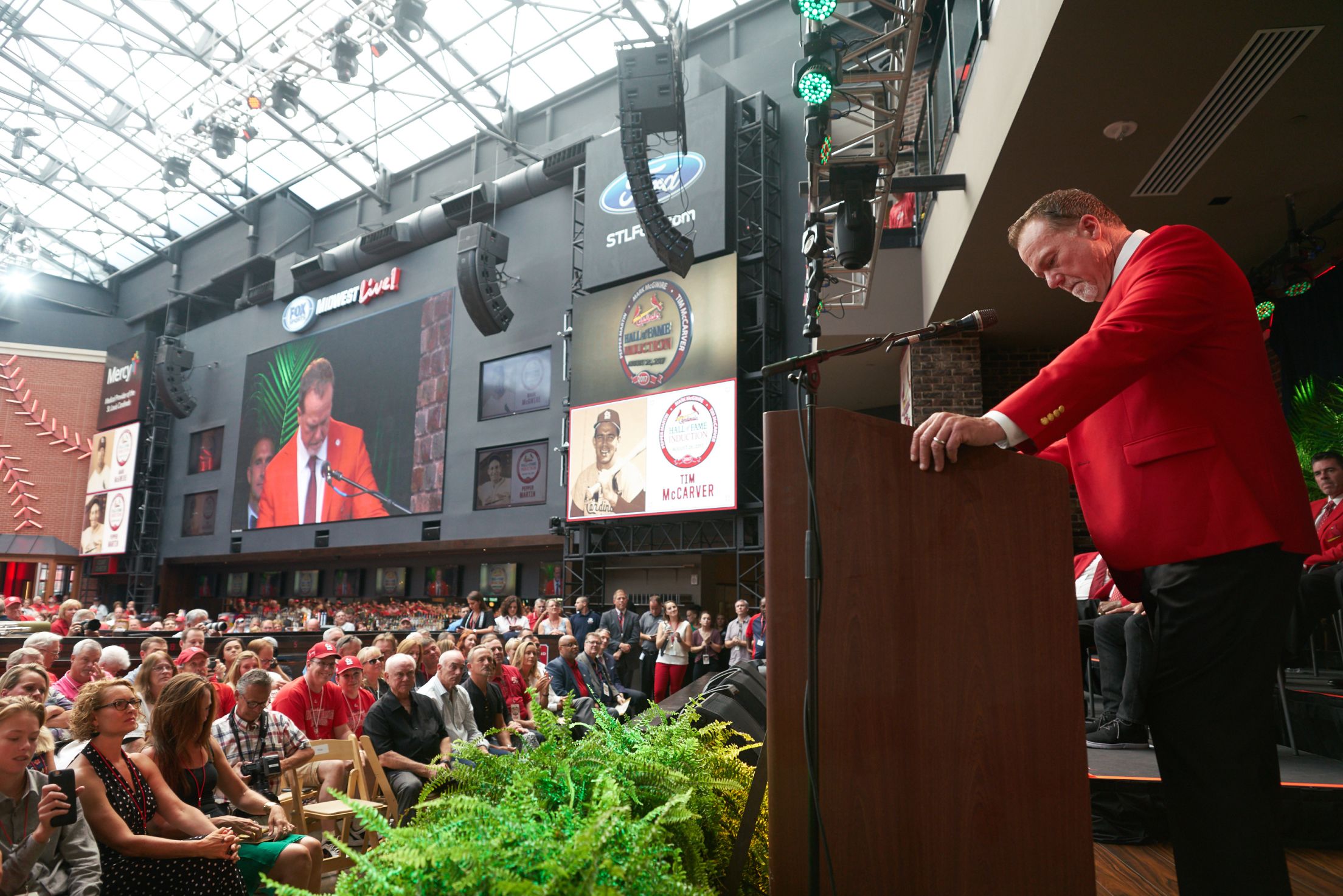 Mark McGwire Cardinals Hall of Fame Induction Speech (2017) 