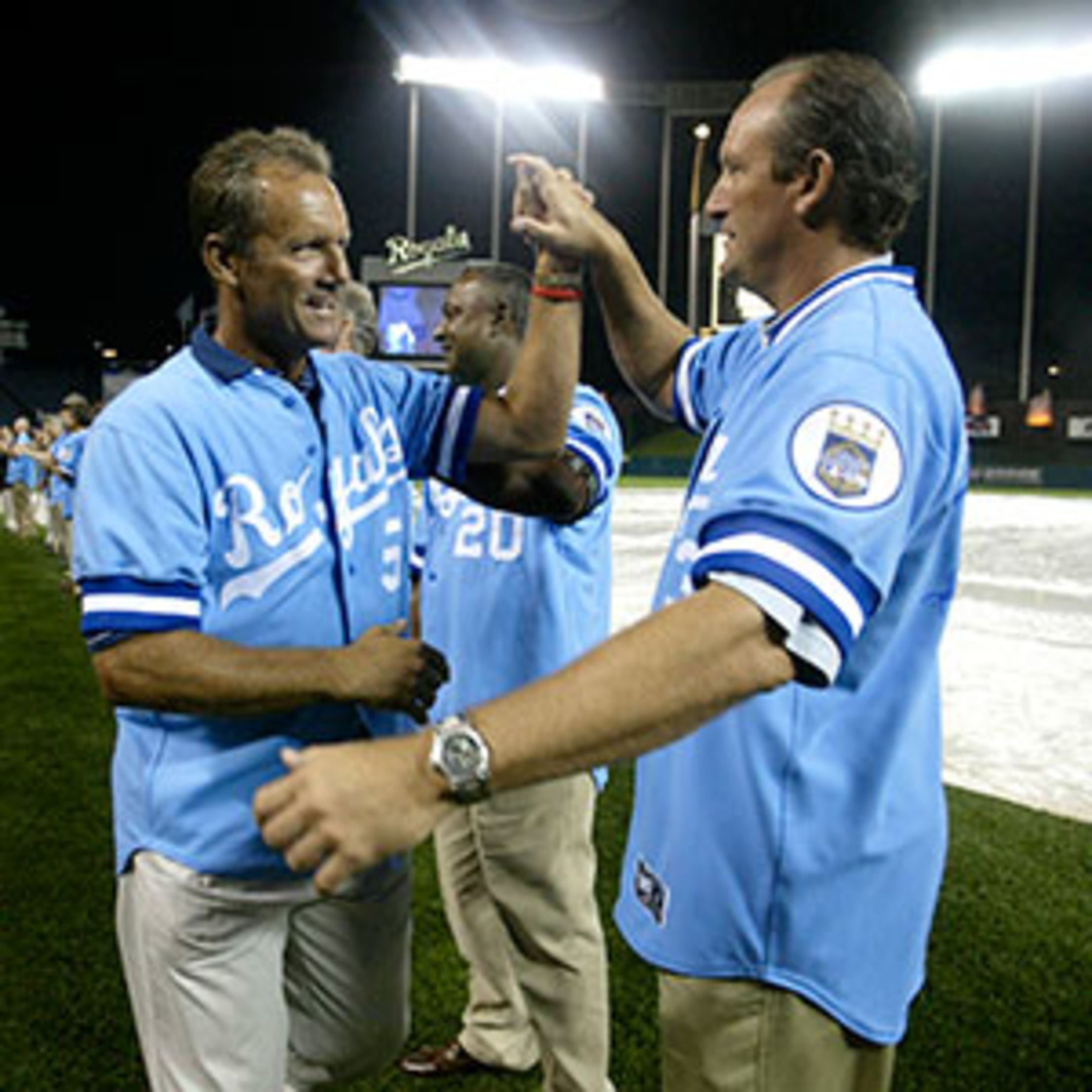 Lot Detail - BRET SABERHAGEN'S 1985 KANSAS CITY ROYALS WORLD SERIES  CHAMPIONSHIP RING (SABERHAGEN LOA)