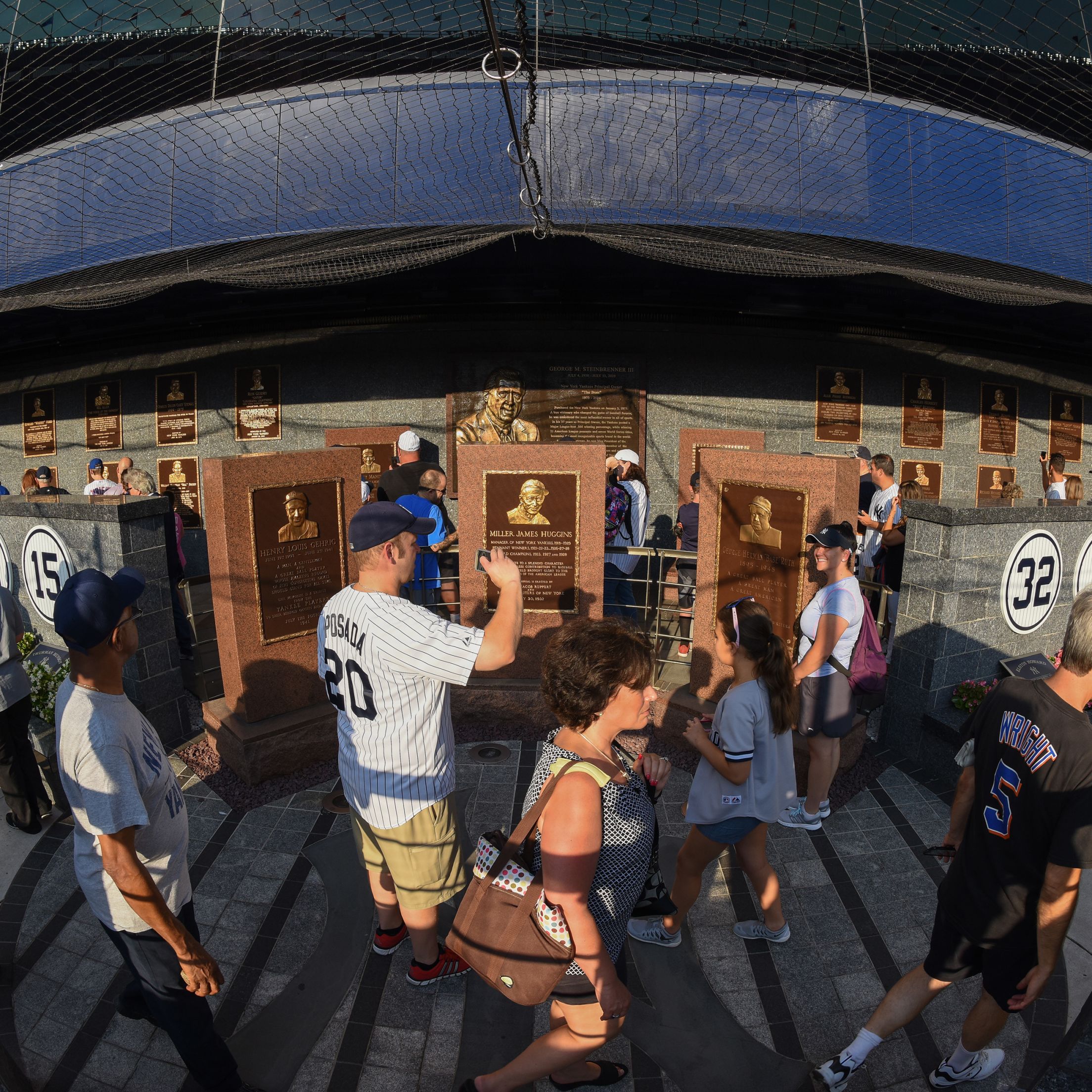 Monument Park at Yankee Stadium - Attractions - Baseball Life