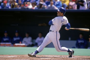 National Baseball Hall of Fame and Museum ⚾ on X: #OTD1993: @Royals George  Brett hits 300th HR, becoming one of 6 players (at the time) w/ at least  3,000 H & 300