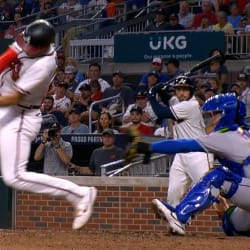 Matt Olson's two-run homer (25), 08/16/2022