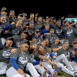 NL pennant presented to Dodgers, 10/19/2017