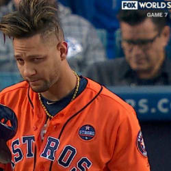 Yuli Gurriel Yu Darvish: Astros 1B tips hat to Dodgers pitcher - Sports  Illustrated